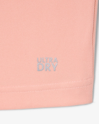Polo de corte regular con protecci&oacute;n UV