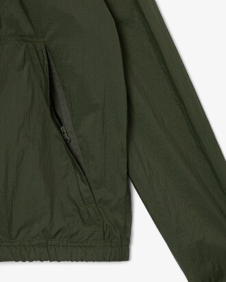 Chaqueta de nailon hidrófuga plegable