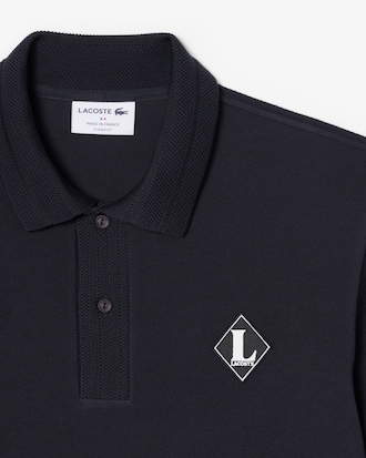 Polo de corte cl&aacute;sico con insignia fabricado en Francia