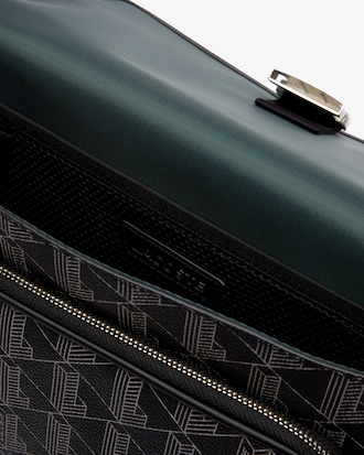 Bolso con cierre de solapa grande The Blend