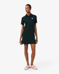 Vestido de tenis de piqu&eacute; con cuello polo e insignia