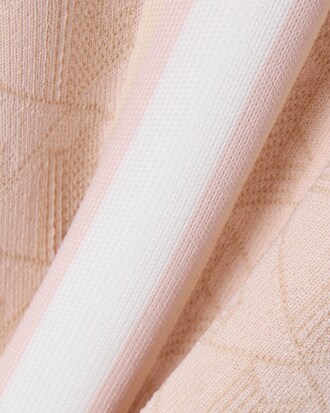 Pantal&oacute;n de ch&aacute;ndal acampanado con monograma