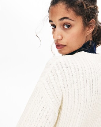 Chaqueta de mujer en mezcla de lana y cashmere con punto de ochos y bolsillos