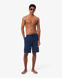Short de ba&ntilde;o largo de surfero