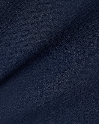 Pantal&oacute;n de ch&aacute;ndal deportivo hidr&oacute;fugo