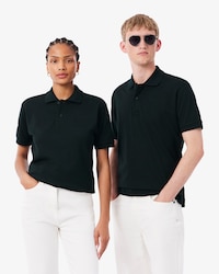 Polo de corte cl&aacute;sico con detalles de marca en relieve