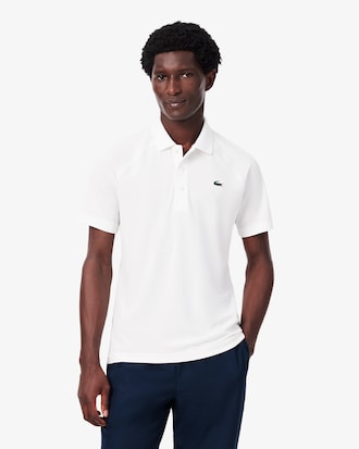 Polo de corte regular con protecci&oacute;n UV