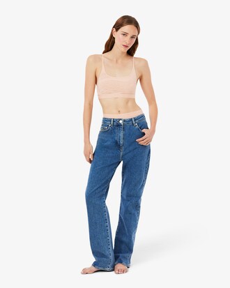 Bralette de malla con cocodrilo en contraste.