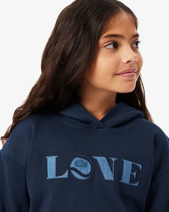 Sudadera con capucha de felpa con insignia