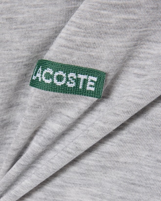 Camiseta de manga larga con etiqueta de la marca