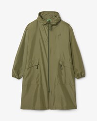 Parka larga hidr&oacute;fuga plegable