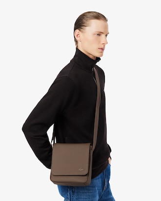 Bolso cl&aacute;sico para llevar al hombro con cierre de solapa para hombre