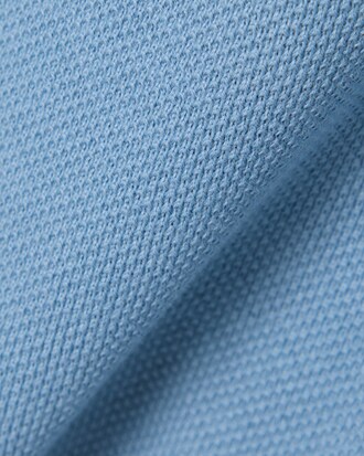 Polo de petit piqu&eacute; con cuello de rayas
