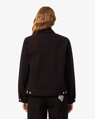 Chaqueta vaquera con botones de corte ajustado