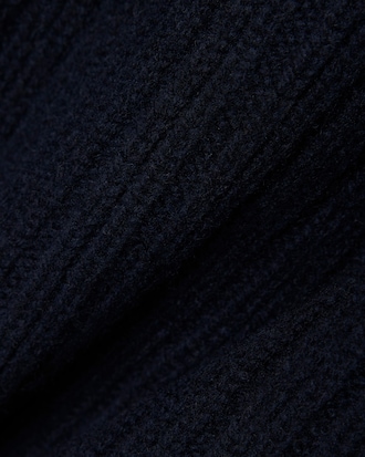 Pull col V laine ray&eacute;