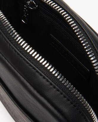 Sacoche verticale L.12.12 cuir Casual avec marquage embossé