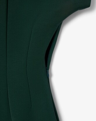 Robe col polo plissée Défilé