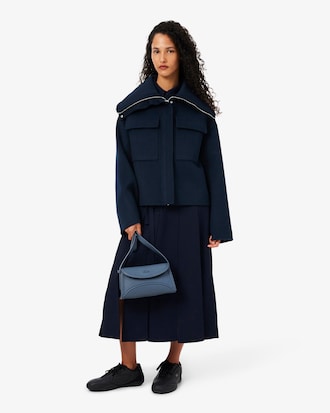 Veste courte laine col montant c&ocirc;tel&eacute;