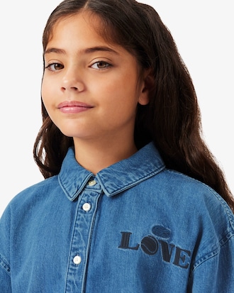 Chemise denim avec badge