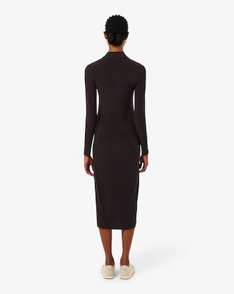 Abito a polo slim fit con stemma ricamato