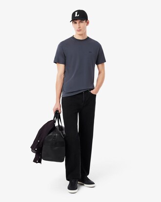 T-shirt con ricamo caratteristico