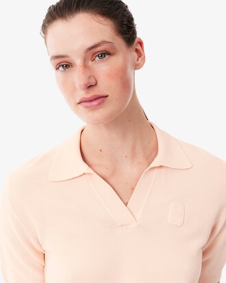 Polo regular fit con scollo aperto e stemma