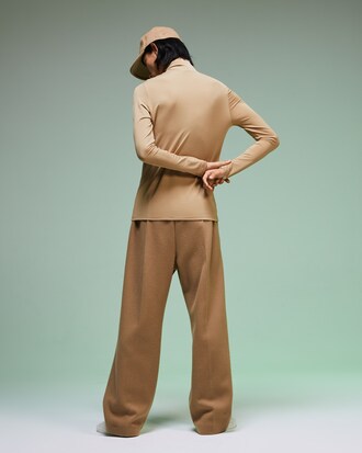 T-shirt unisex con collo alto Fashion Show