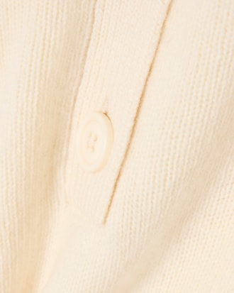 Maglione a collo alto in lana cardata