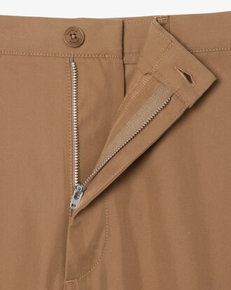 Pantaloni loose fit in twill a pieghe