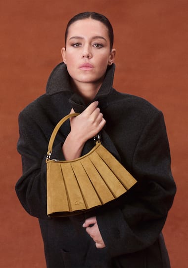FW26-Women-key-bet