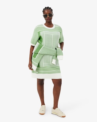 Maxi abito jacquard con campo da tennis