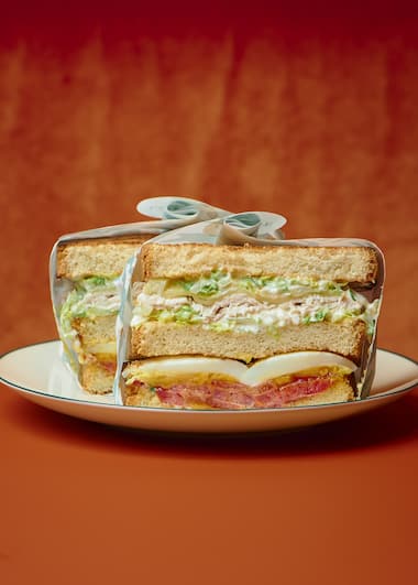 Le Caf&eacute; Lacoste, Paris