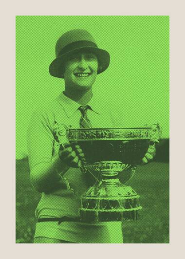 Simone Thion de la Chaume met de British Open Cup, 1927.
