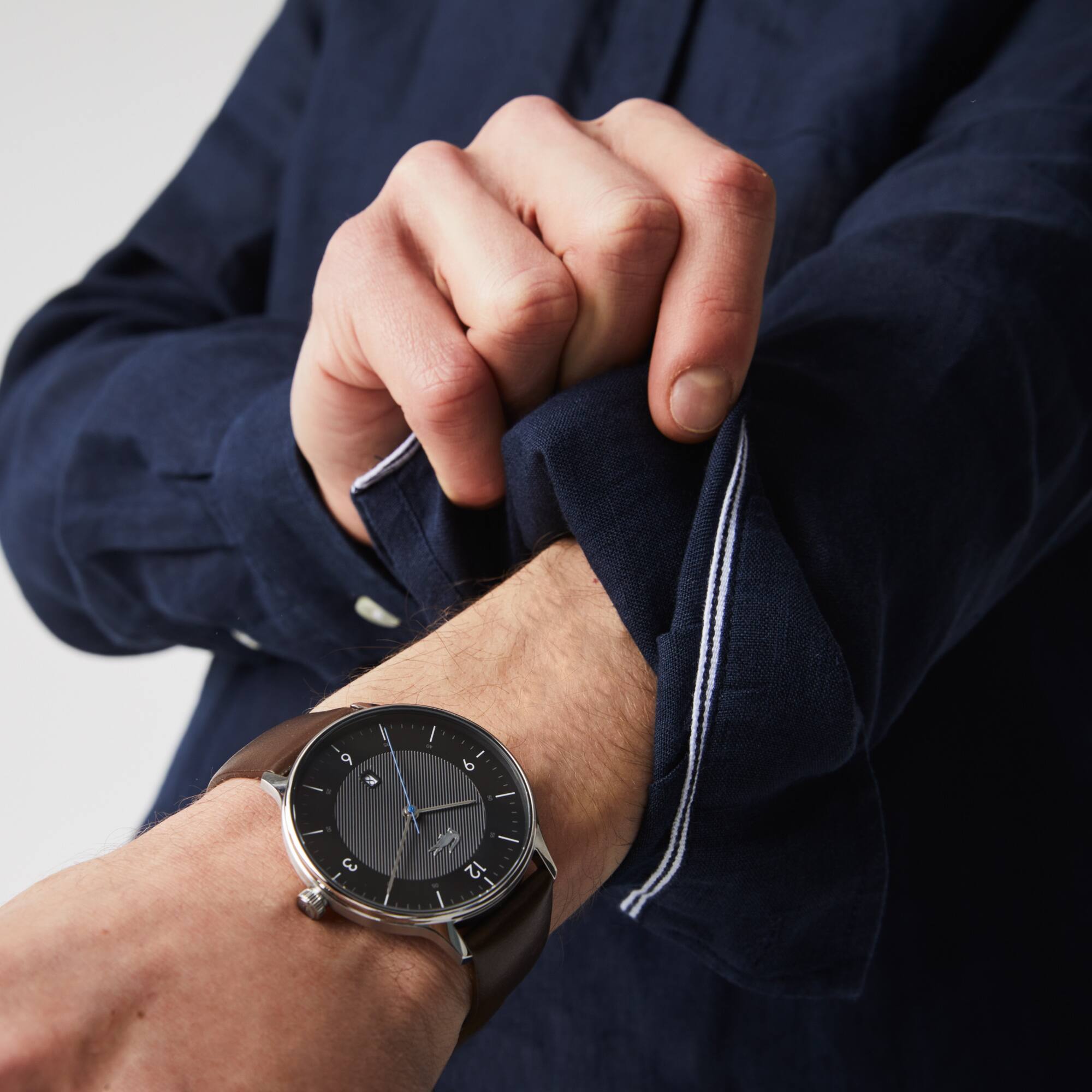 Horloge Lacoste Club met 3 wijzers en bruine leren band | LACOSTE