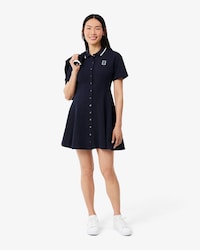 Vestido Petit Piqu&eacute; Evas&ecirc; com Emblema