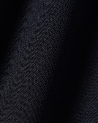 Sweatshirt Desportiva e El&aacute;stica com Fecho e Tecnologia Ultra-Dry