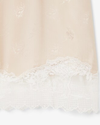 Vestido de Tule com Bordado de Paisagem Runway