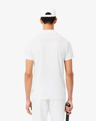 Polo Desportivo com Detalhes de Acabamento e Tecnologia Ultra-Dry
