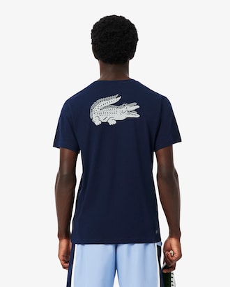 T-shirt Desportiva com Crocodilo Gr&aacute;fico e Tecnologia Ultra-Dry