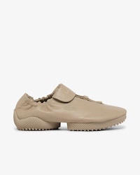 Women's Runway Low Set Leather Sneakers